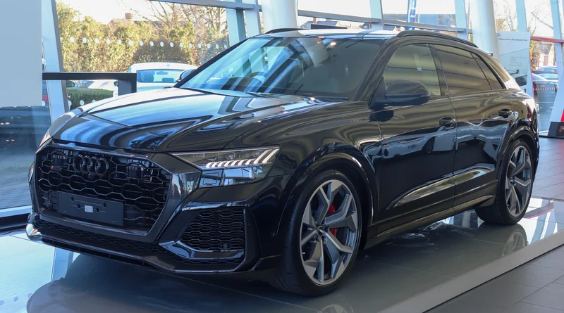 Audi RS Q8 gebraucht zu verkaufen, Foto 3 von 4