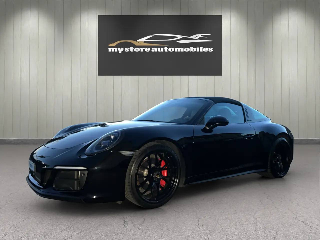 Porsche 911 Targa 4 GTS PDK (2018)